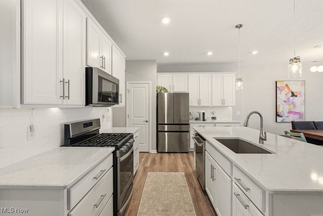 850 Dipper Lane 5, Aurora, OH 44202