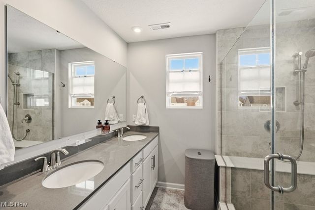 850 Dipper Lane 5, Aurora, OH 44202