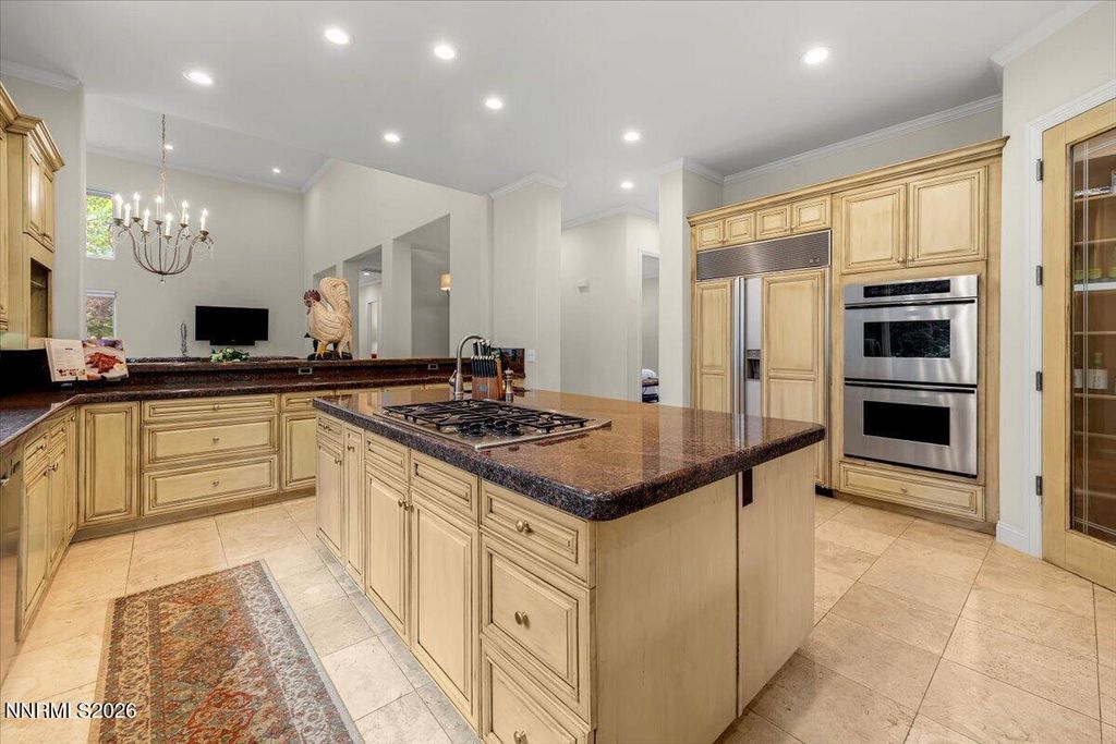 Image 15 of property listing at 5820 Strasbourg Court, Reno, NV 89511