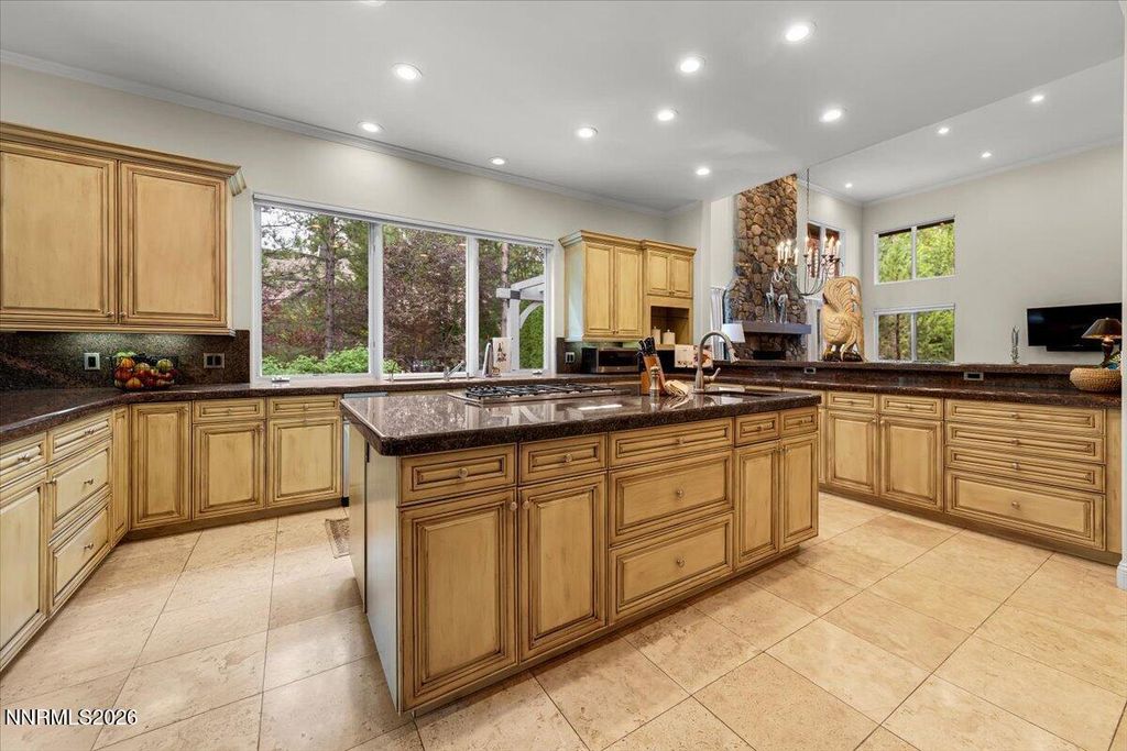 Image 18 of property listing at 5820 Strasbourg Court, Reno, NV 89511
