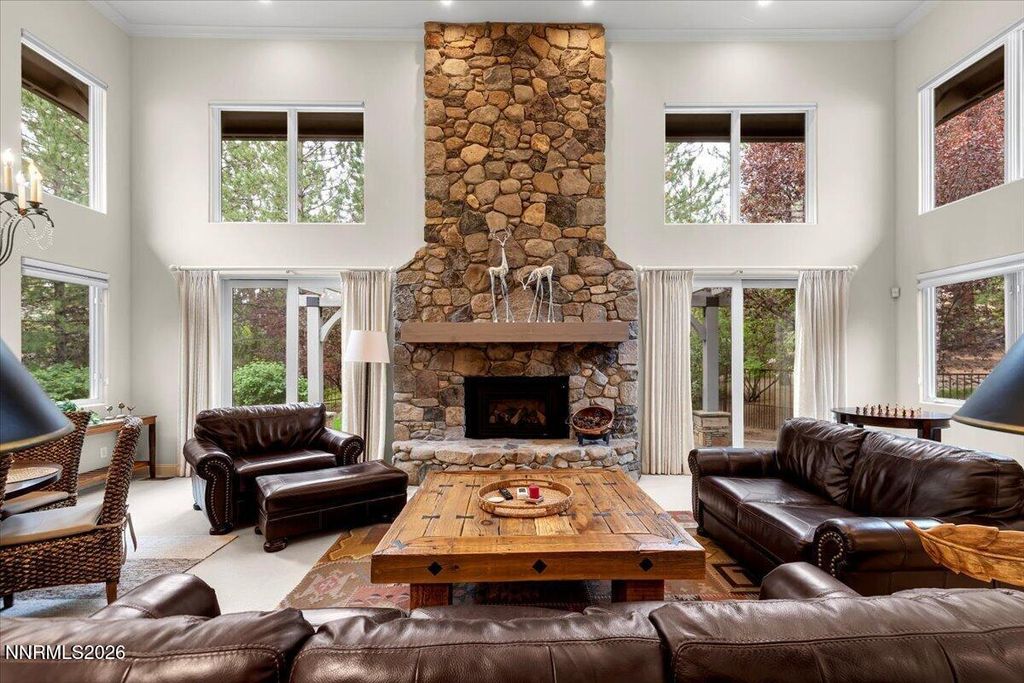 Image 4 of property listing at 5820 Strasbourg Court, Reno, NV 89511