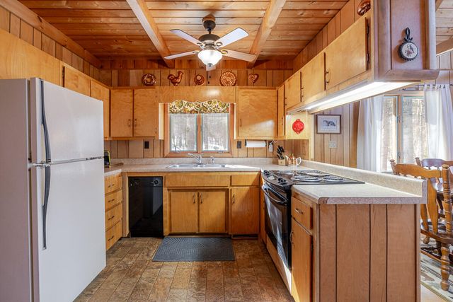 44 Red Fox Drive, Jay, NY 12941