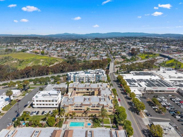 1100 Civic Center Dr C25, Oceanside, CA 92054