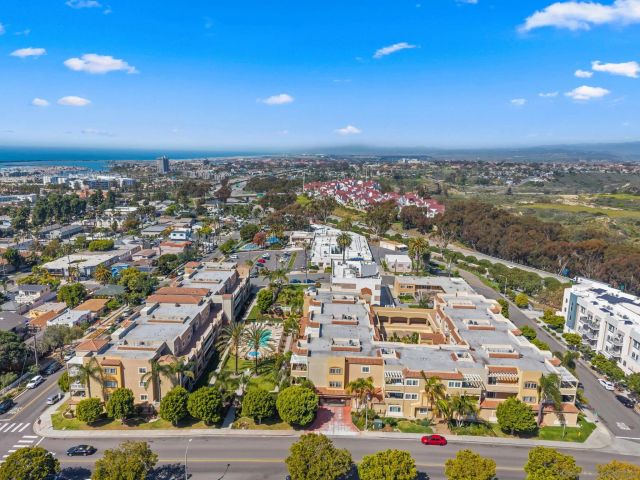 1100 Civic Center Dr C25, Oceanside, CA 92054