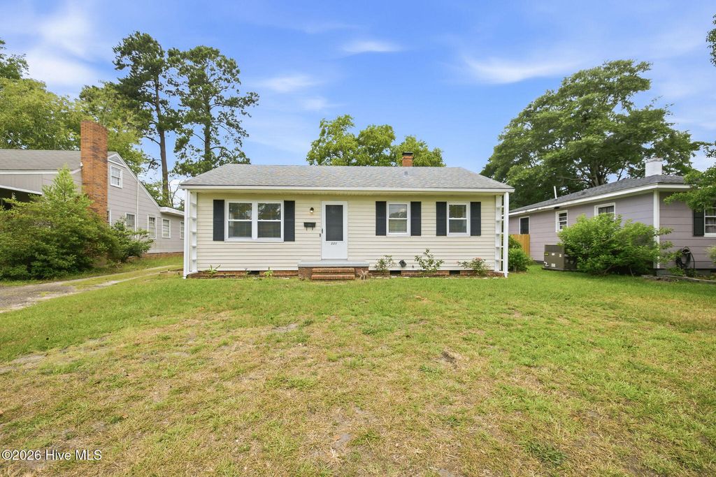 521 Thomas Avenue, Wilmington, NC 28405