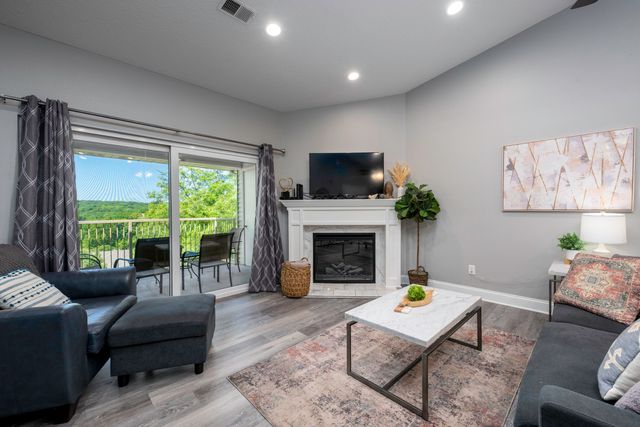 350 Wildwood Drive S 20, Branson, MO 65616