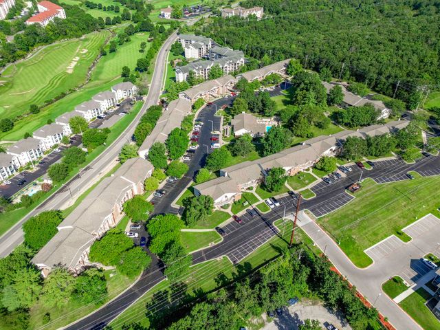 350 Wildwood Drive S 20, Branson, MO 65616