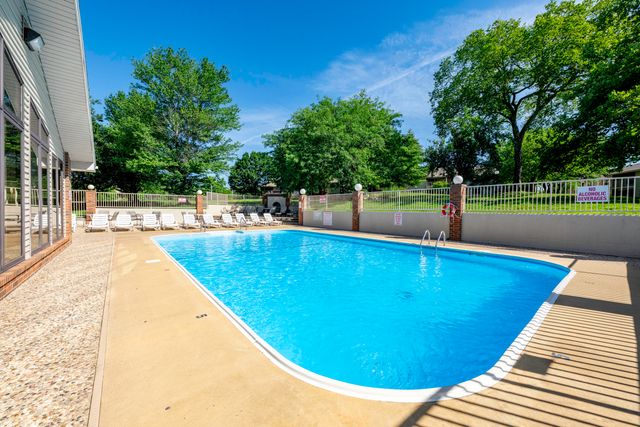 350 Wildwood Drive S 20, Branson, MO 65616