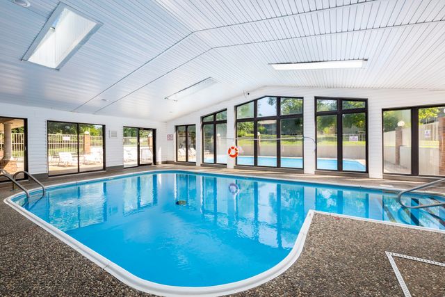 350 Wildwood Drive S 20, Branson, MO 65616