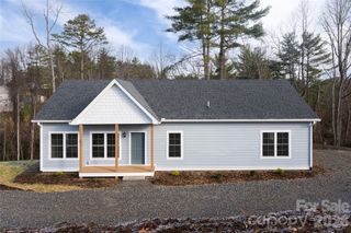 87 Locust Grove Road, Weaverville, NC 28787