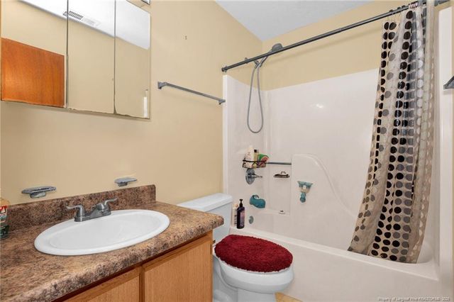 1594 Rossmore Drive, Fayetteville, NC 28314