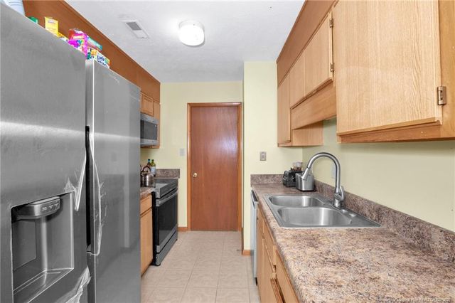 1594 Rossmore Drive, Fayetteville, NC 28314