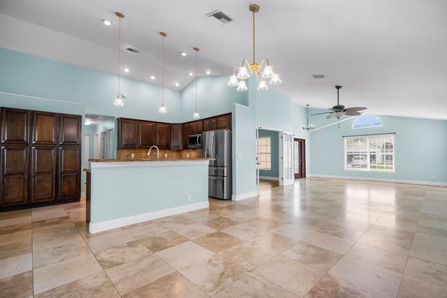 6118 Pompano Street, Jupiter, FL 33458