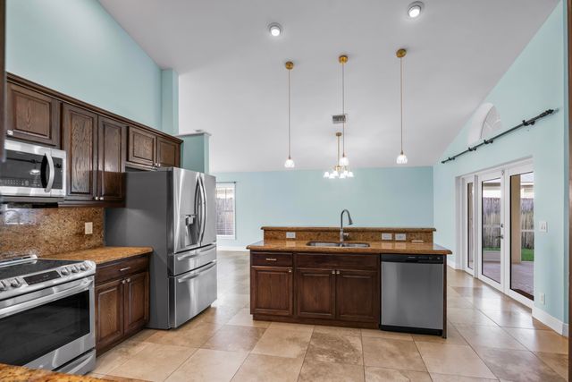 6118 Pompano Street, Jupiter, FL 33458