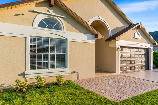 6118 Pompano Street, Jupiter, FL 33458