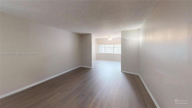 9800 Sunrise Lakes Boulevard 208, Sunrise, FL 33322