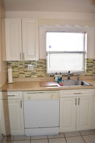9800 Sunrise Lakes Boulevard 208, Sunrise, FL 33322