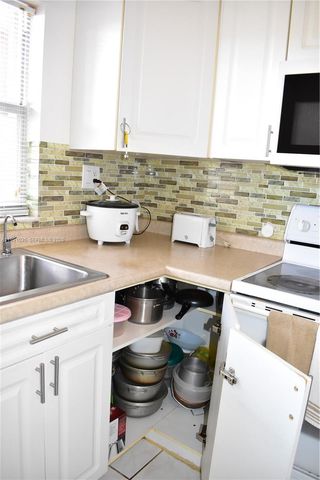 9800 Sunrise Lakes Boulevard 208, Sunrise, FL 33322