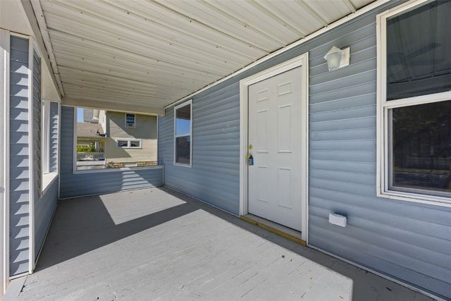 1442 4th Avenue SE, Cedar Rapids, IA 52403