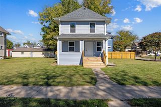 1442 4th Avenue SE, Cedar Rapids, IA 52403