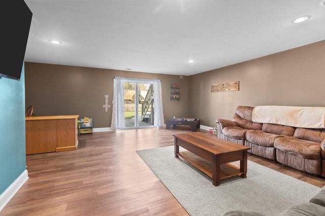 232 W Fremont STREET, Darien, WI 53114