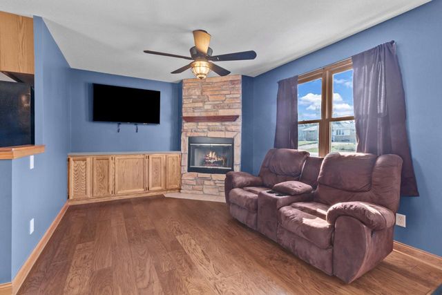 232 W Fremont STREET, Darien, WI 53114