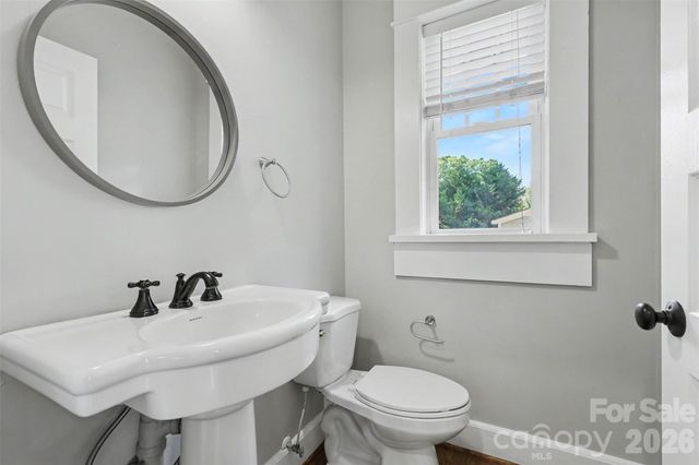 303 Sylvania Avenue, Charlotte, NC 28206