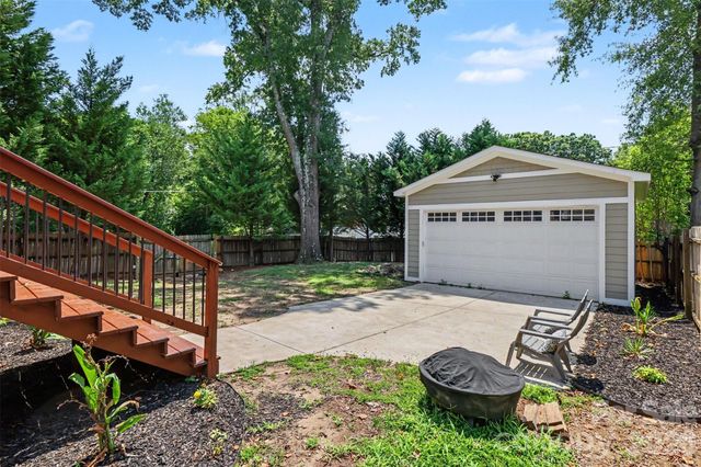 303 Sylvania Avenue, Charlotte, NC 28206