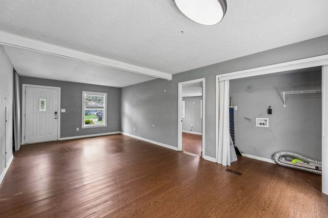 1610 Graybar Ln, Murfreesboro, TN 37129