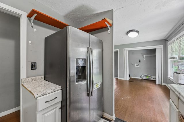 1610 Graybar Ln, Murfreesboro, TN 37129