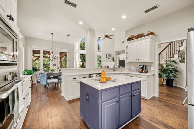615 Runaway Bay Drive, Runaway Bay, TX 76426