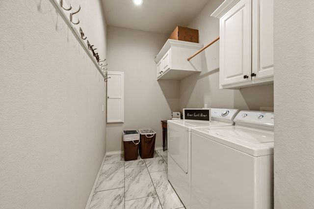 615 Runaway Bay Drive, Runaway Bay, TX 76426