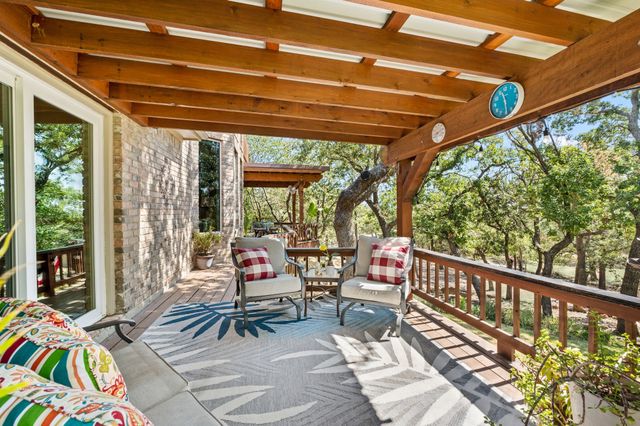 615 Runaway Bay Drive, Runaway Bay, TX 76426