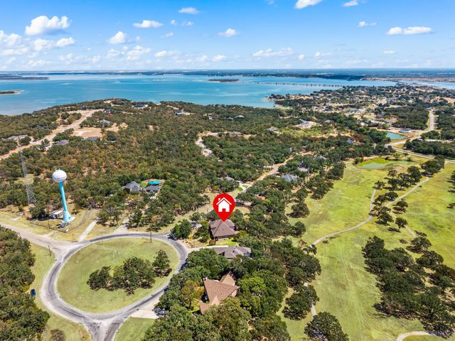 615 Runaway Bay Drive, Runaway Bay, TX 76426
