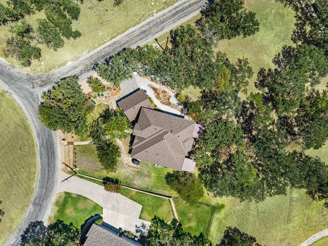 615 Runaway Bay Drive, Runaway Bay, TX 76426