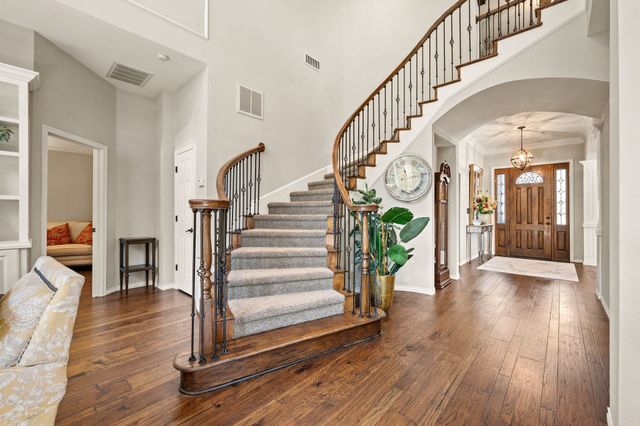 615 Runaway Bay Drive, Runaway Bay, TX 76426