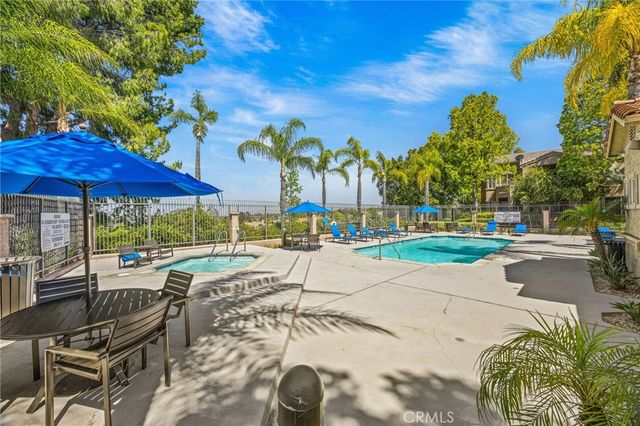 2500 San Gabriel 306, Corona, CA 92882