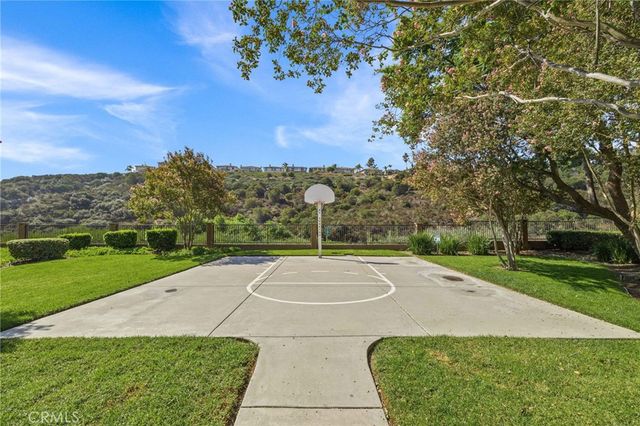 2500 San Gabriel 306, Corona, CA 92882