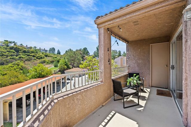 2500 San Gabriel 306, Corona, CA 92882