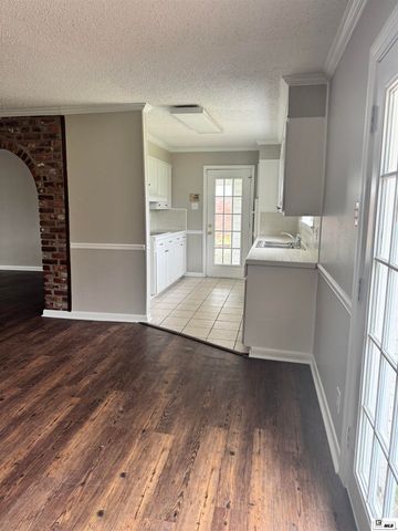 16 CAMELLIA DRIVE, Monroe, LA 71201