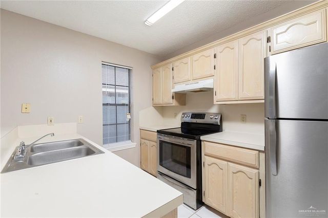 1913 Summer Breeze Street, Mission, TX 78572