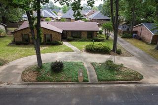 610 Rockwall Dr, Longview, TX 75604