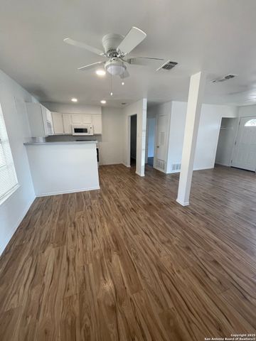 179 Shadow Valley, San Antonio, TX 78227