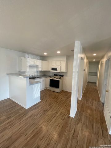 179 Shadow Valley, San Antonio, TX 78227