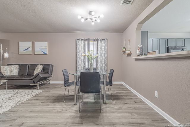 7911 Saratoga, Selma, TX 78154