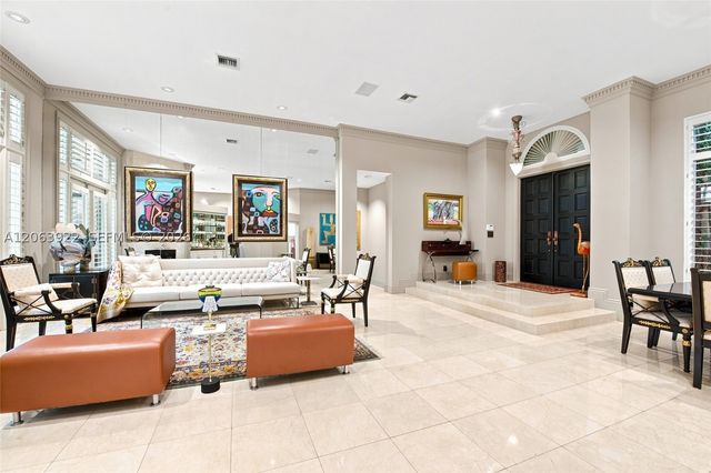 1028 Creekford Dr, Weston, FL 33326