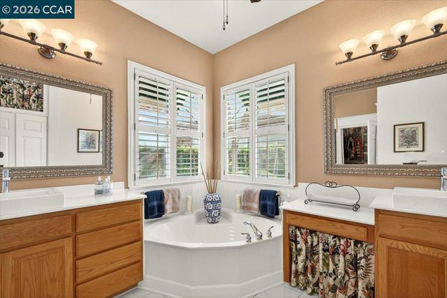 341 Upton Pyne Dr, Brentwood, CA 94513