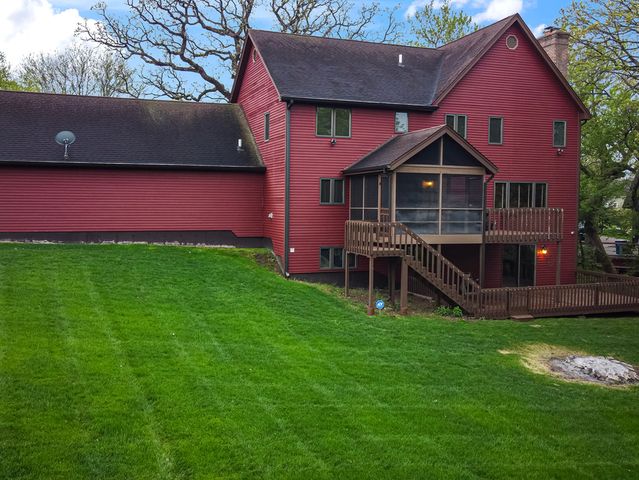 904 Glen Oak Drive, Sleepy Hollow, IL 60118