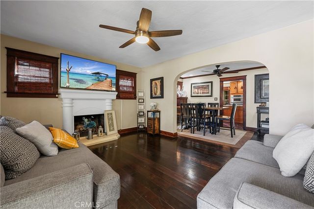 526 W 11th, Corona, CA 92882