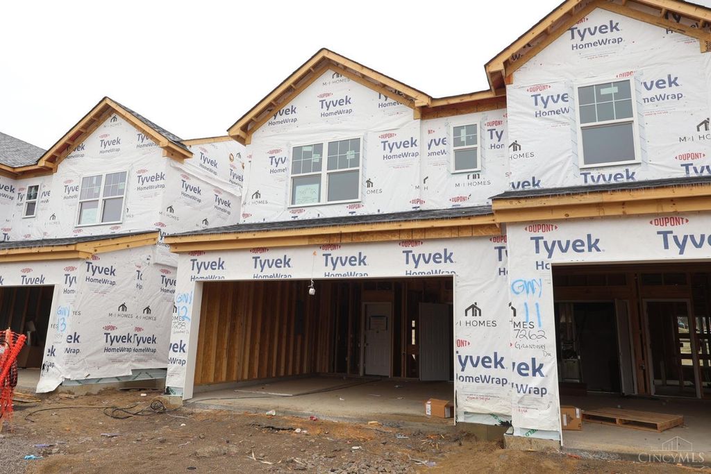 7258 Grandway Drive, West Chester, OH 45069